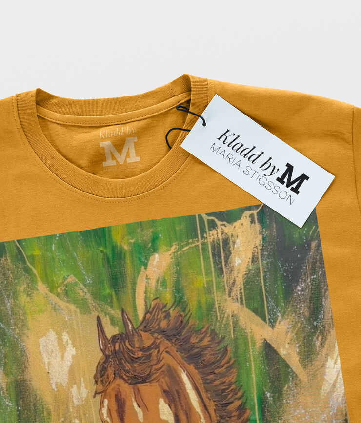 Custom-Printed Garments: Add the Perfect Finishing Touch!